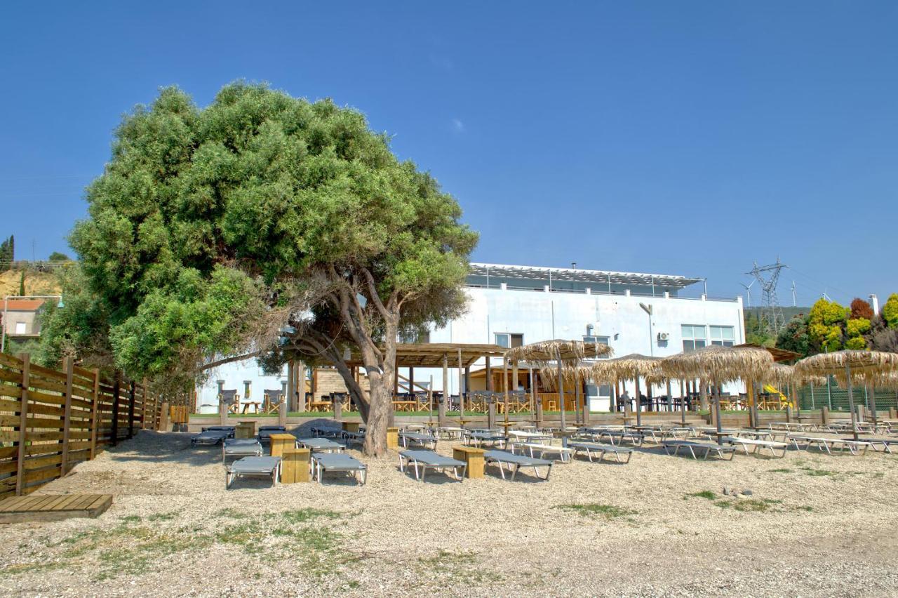 Epipleon Luxury Suites -106- Δωμάτιο 40Τμ Με Βεράντα 45Τμ Μπροστά Στην Θάλασσα Nafpaktos Екстериор снимка