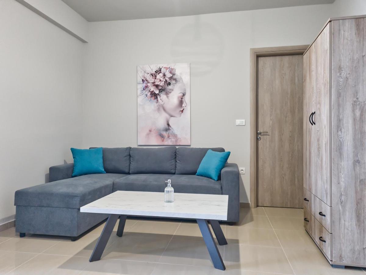 Epipleon Luxury Suites -106- Δωμάτιο 40Τμ Με Βεράντα 45Τμ Μπροστά Στην Θάλασσα Nafpaktos Екстериор снимка