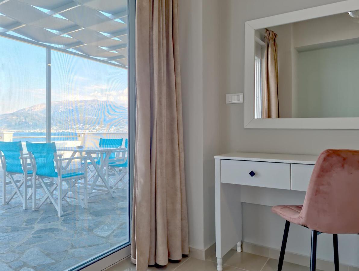 Epipleon Luxury Suites -106- Δωμάτιο 40Τμ Με Βεράντα 45Τμ Μπροστά Στην Θάλασσα Nafpaktos Екстериор снимка